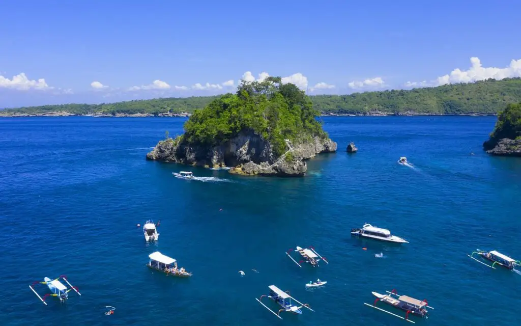 Nusa Penida Itinerary - Crystal Bay