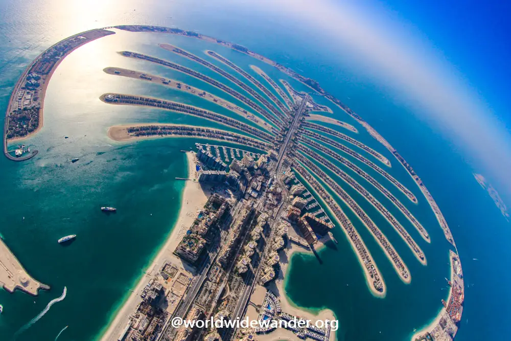 Skydiving in Dubai - Palm Jumeirah