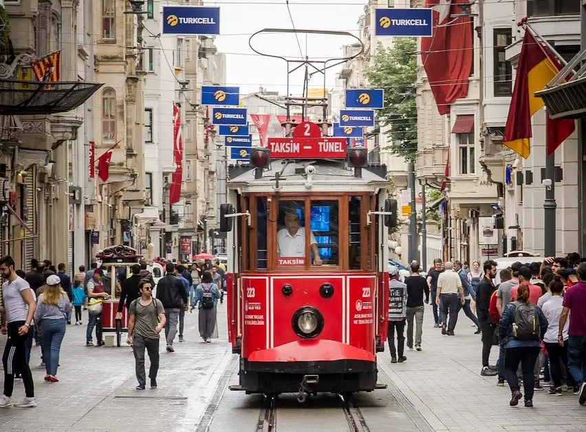 Istanbul Itinerary - Taksim Square
