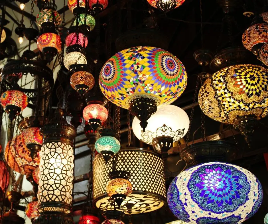 Turkish Souvenirs - what to buy in Turkey - Turkish Lamps