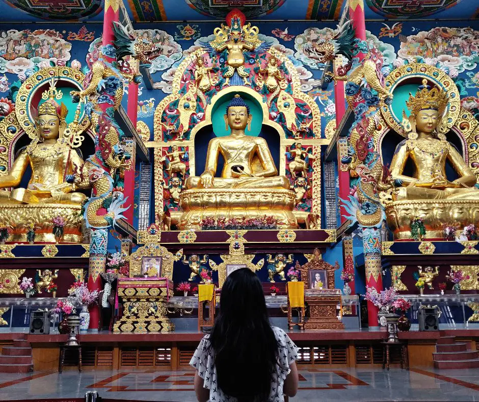 Things to Do in Coorg : Tibetan monastery or Golden temple of Coorg