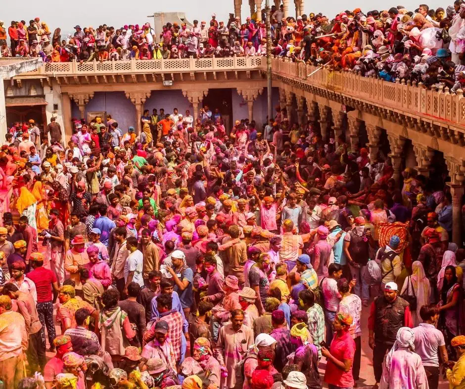 places to celebrate holi in india