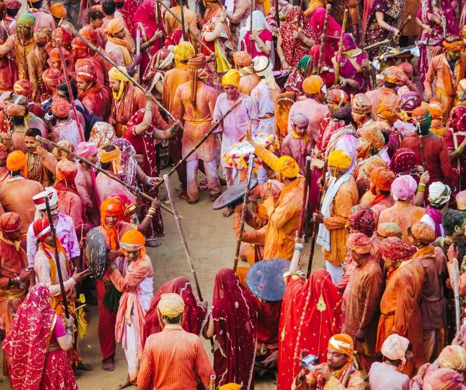 Holi in vrindavan lathmar holi