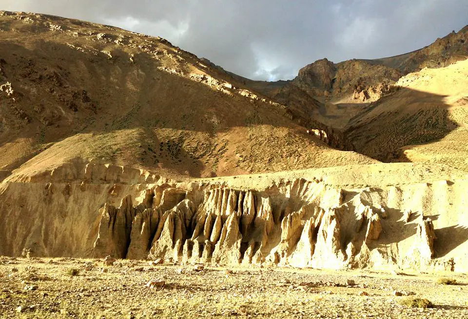 Leh Ladakh Bike Trip Lamaryu Moonland