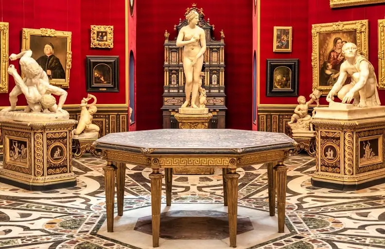 2 weeks in Italy itinerary - Uffizi Gallery