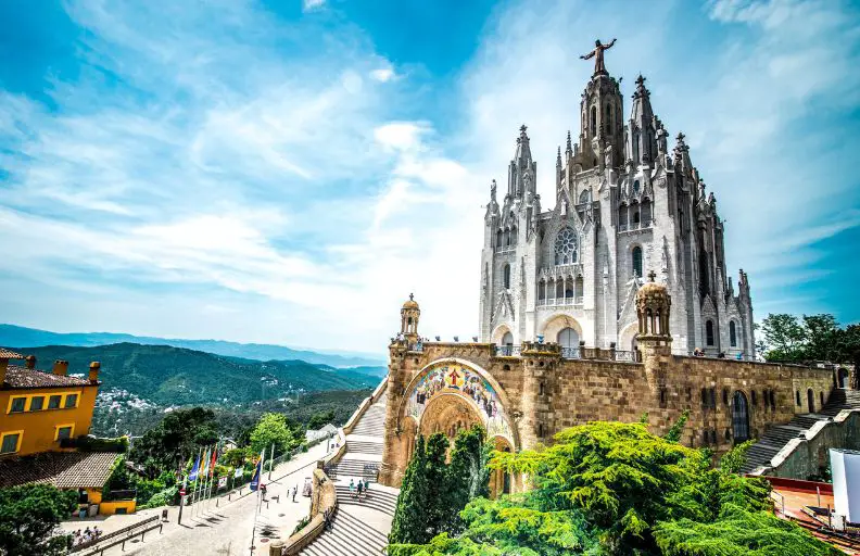 The Ultimate 3 Days in Barcelona Itinerary For First Timers