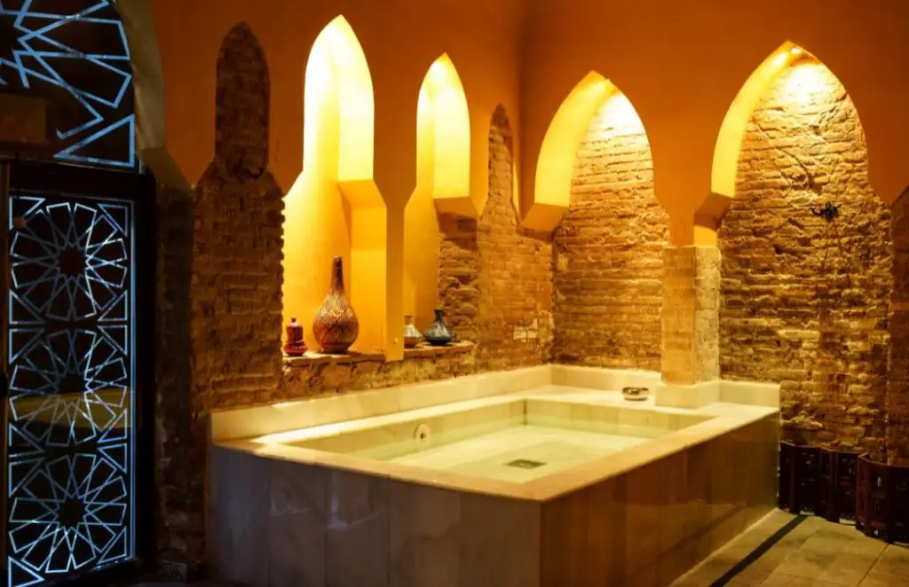 Granada Itinerary - hammam