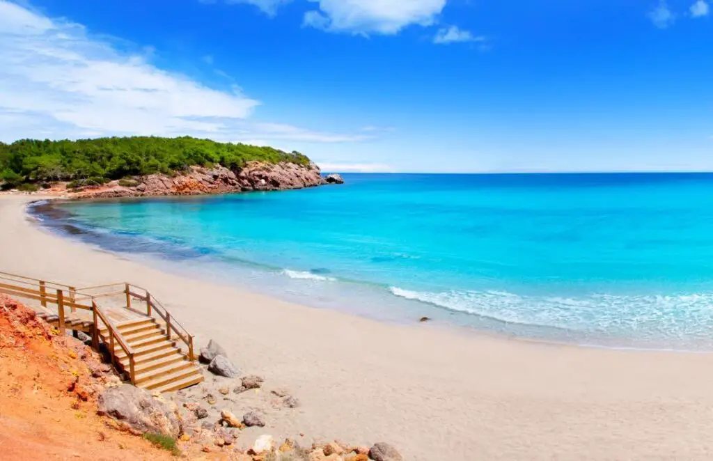 The Best Ibiza Beaches for Every traveller: An Exclusive Guide!